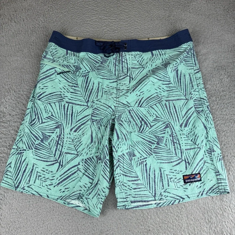 Patagonia Men's Size 40 Wavefarer Board Shorts Swim Surf Beach EUC Inseam 9